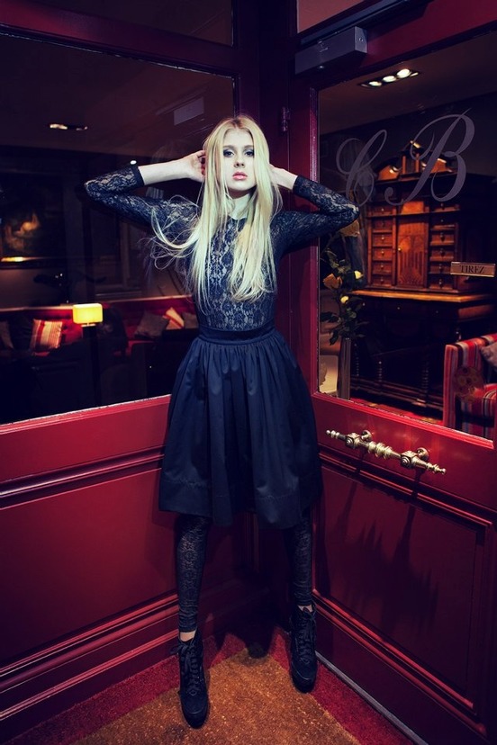 F/W 2013–14 · Paris bistro