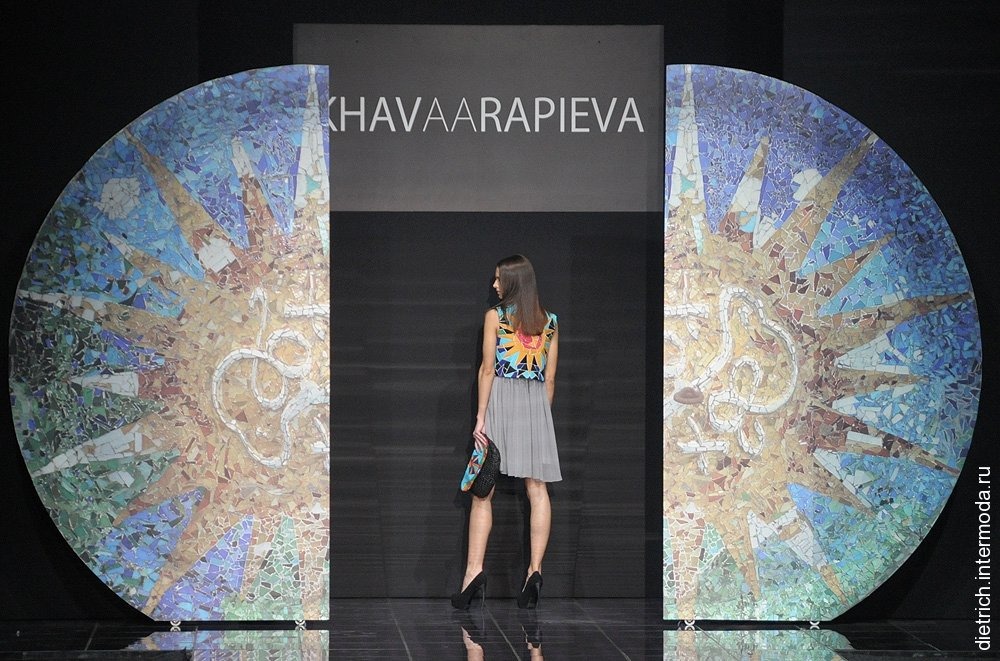 Gaudí collection look 1